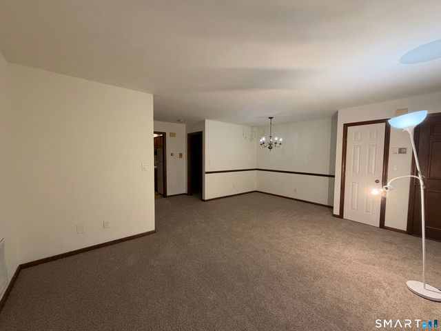375 Glendale Avenue D2, Bridgeport, CT 06606