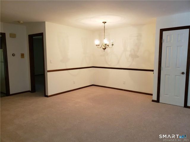 375 Glendale Avenue D2, Bridgeport, CT 06606