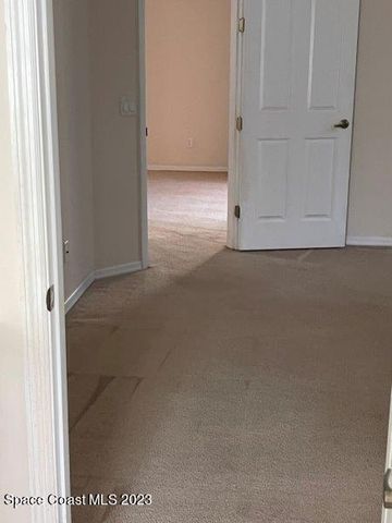2362 Glasbern Circle, Melbourne, FL 32904