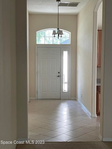2362 Glasbern Circle, Melbourne, FL 32904