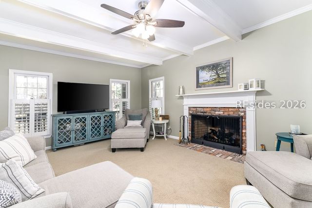 61 Big Woods Dr, Hilton Head Island, SC 29926