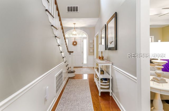 61 Big Woods Dr, Hilton Head Island, SC 29926