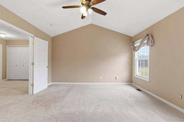5139 Birkdale Drive, Commerce Charter Township, MI 48382