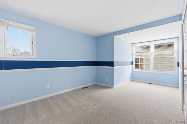 5139 Birkdale Drive, Commerce Charter Township, MI 48382