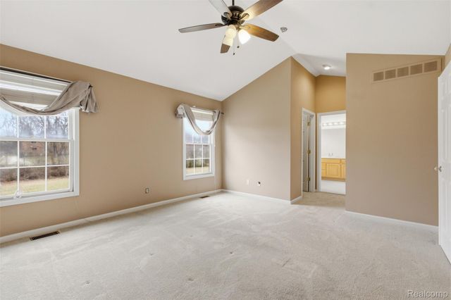 5139 Birkdale Drive, Commerce Charter Township, MI 48382