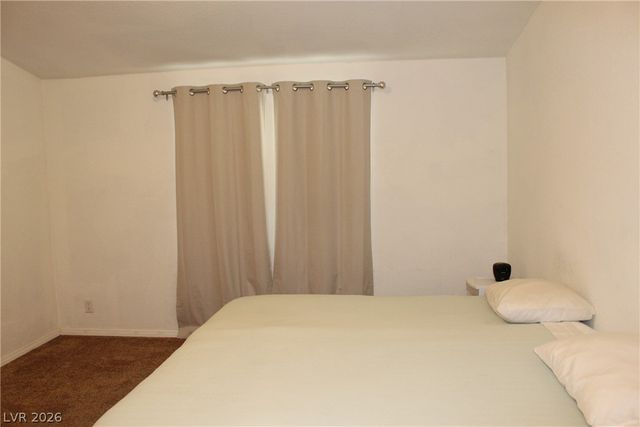 5801 South Deanna Street, Pahrump, NV 89048