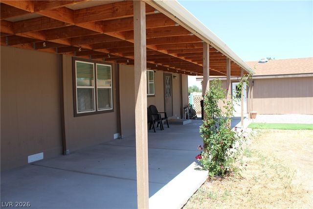 5801 South Deanna Street, Pahrump, NV 89048