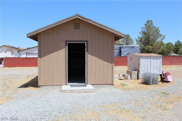 5801 South Deanna Street, Pahrump, NV 89048