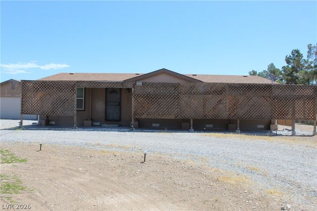 5801 South Deanna Street, Pahrump, NV 89048