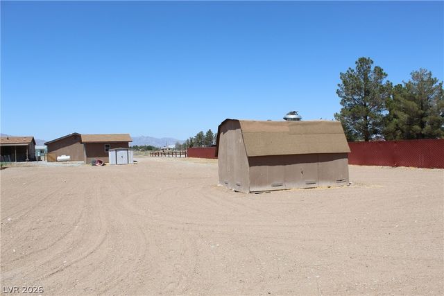 5801 South Deanna Street, Pahrump, NV 89048