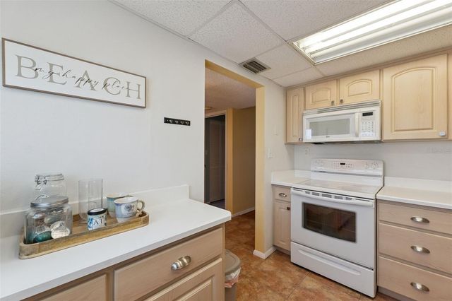315 N CAUSEWAY B302, New Smyrna Beach, FL 32169