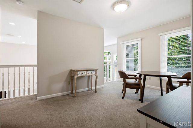 15920 Picardy Crest Court, Chesterfield, MO 63017
