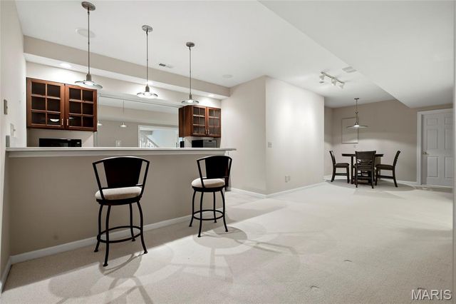 15920 Picardy Crest Court, Chesterfield, MO 63017