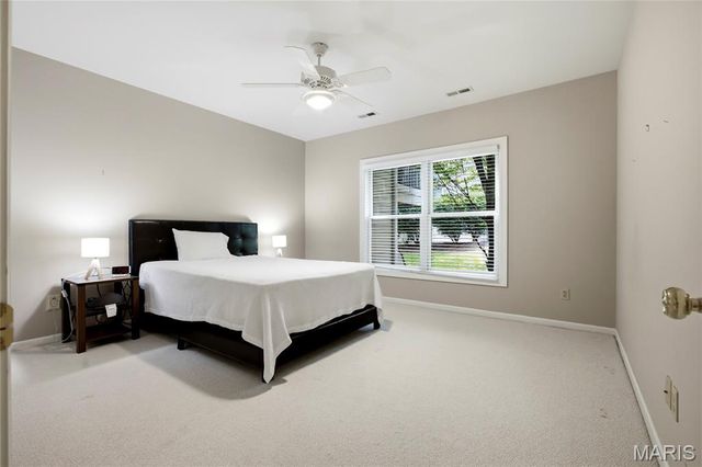 15920 Picardy Crest Court, Chesterfield, MO 63017