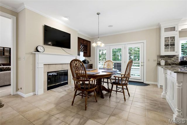 15920 Picardy Crest Court, Chesterfield, MO 63017