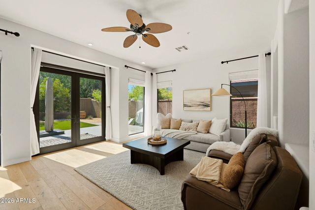 9155 E RUSTY SPUR Place, Scottsdale, AZ 85255
