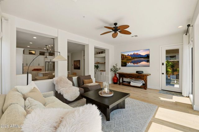 9155 E RUSTY SPUR Place, Scottsdale, AZ 85255
