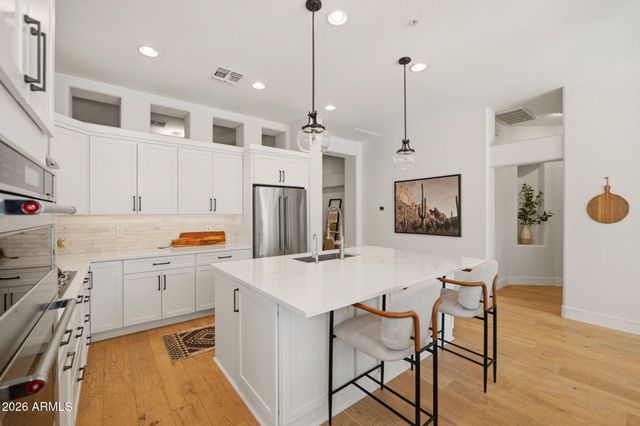 9155 E RUSTY SPUR Place, Scottsdale, AZ 85255
