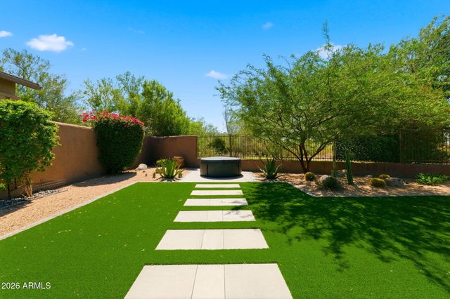 9155 E RUSTY SPUR Place, Scottsdale, AZ 85255