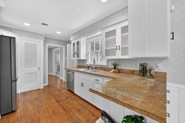5014 Rexton Lane, Dallas, TX 75214