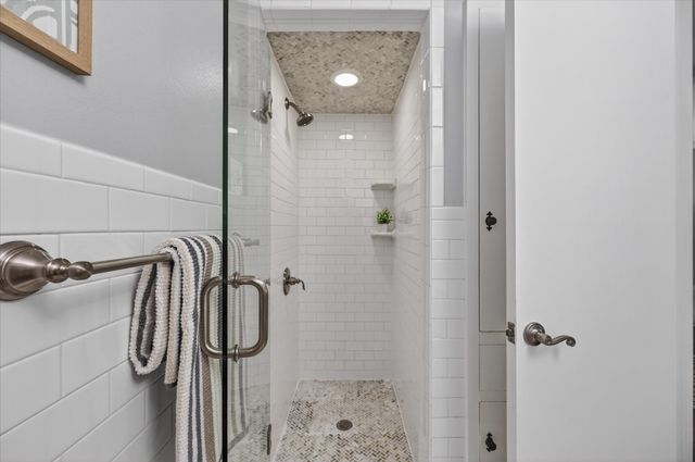 5014 Rexton Lane, Dallas, TX 75214