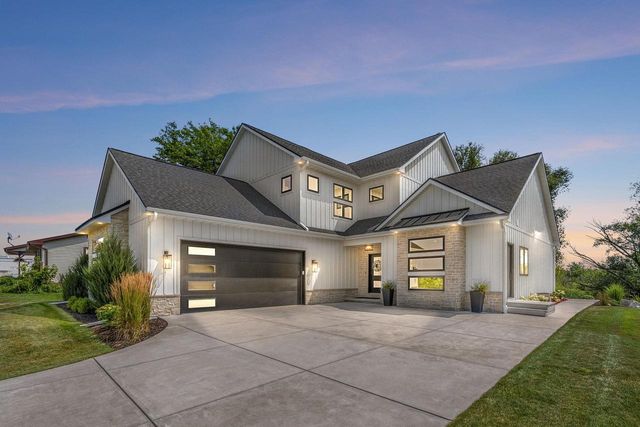 3828 CHAMPEAU ROAD, New Franken, WI 54229