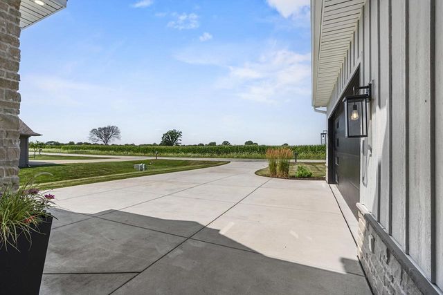3828 CHAMPEAU ROAD, New Franken, WI 54229