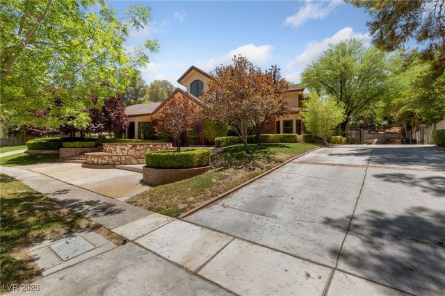 112 Quail Run Road, Henderson, NV 89014