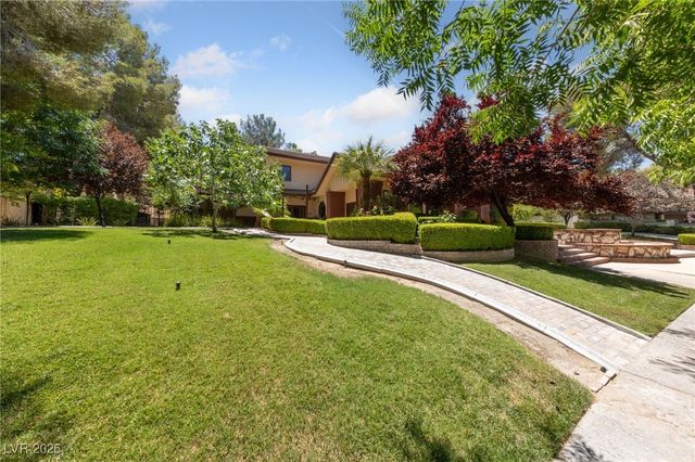 112 Quail Run Road, Henderson, NV 89014