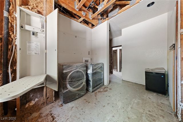 112 Quail Run Road, Henderson, NV 89014