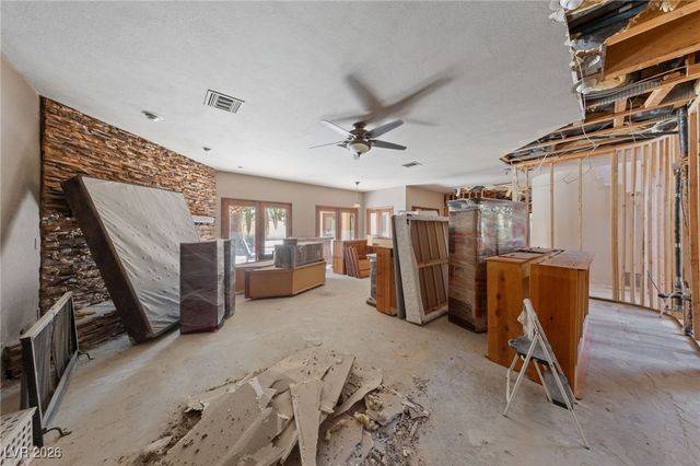 112 Quail Run Road, Henderson, NV 89014