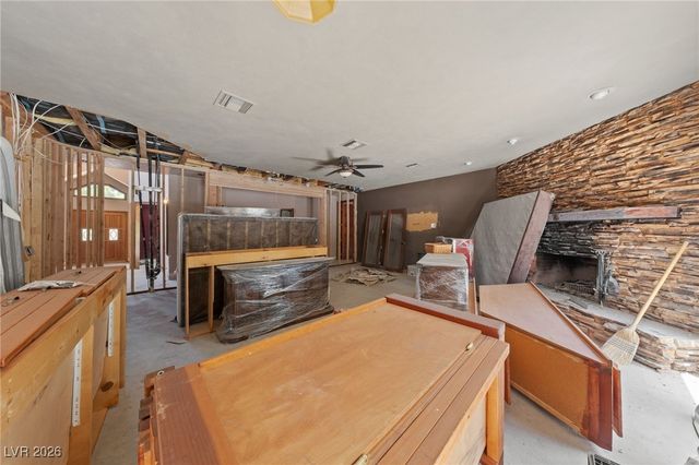 112 Quail Run Road, Henderson, NV 89014