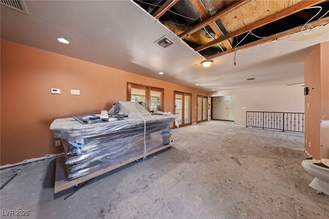 112 Quail Run Road, Henderson, NV 89014