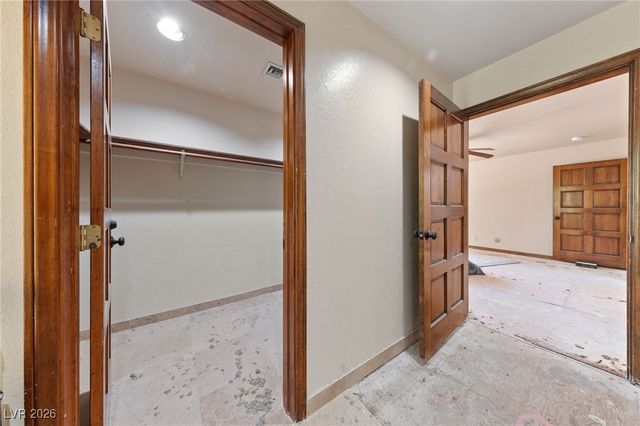 112 Quail Run Road, Henderson, NV 89014