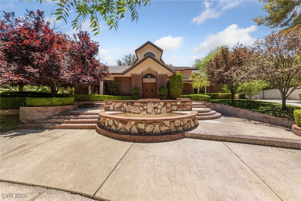 112 Quail Run Road, Henderson, NV 89014