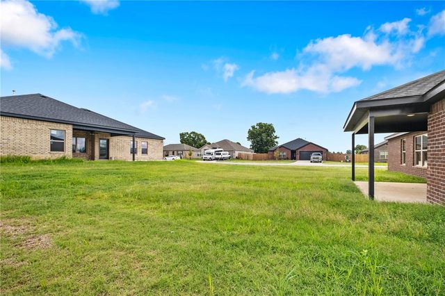 1028 Marquis Avenue, Lowell, AR 72745