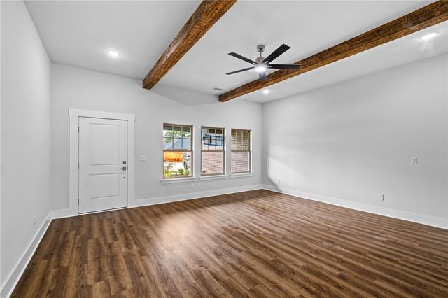 1028 Marquis Avenue, Lowell, AR 72745
