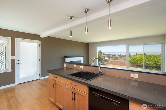 619 E Park Avenue, Port Angeles, WA 98362