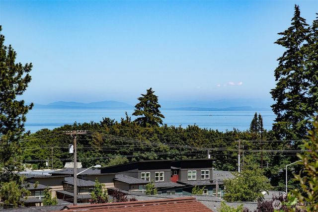 619 E Park Avenue, Port Angeles, WA 98362
