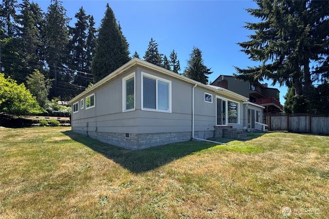 619 E Park Avenue, Port Angeles, WA 98362