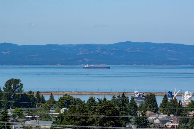 619 E Park Avenue, Port Angeles, WA 98362
