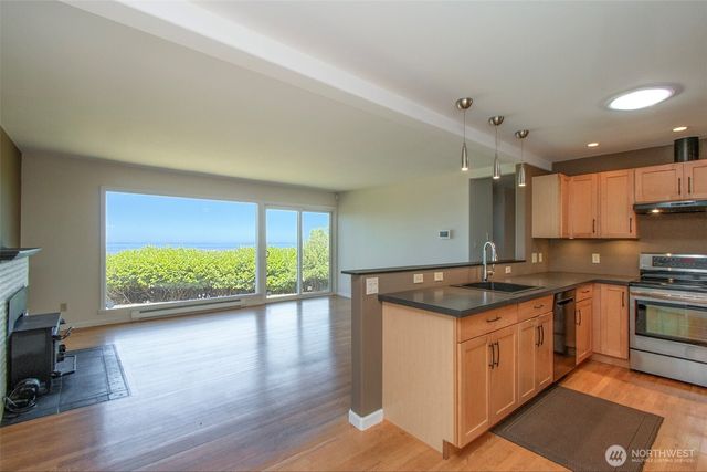 619 E Park Avenue, Port Angeles, WA 98362