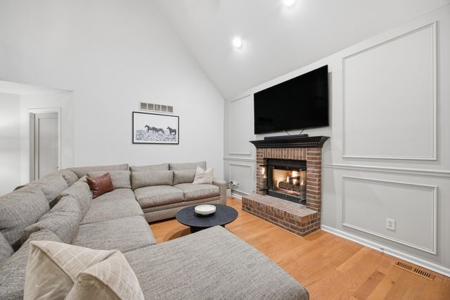 3704 Broadmoor Drive, Lexington, KY 40509