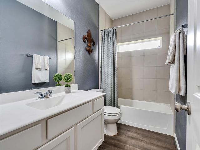 14247 Medina Drive, Baytown, TX 77523