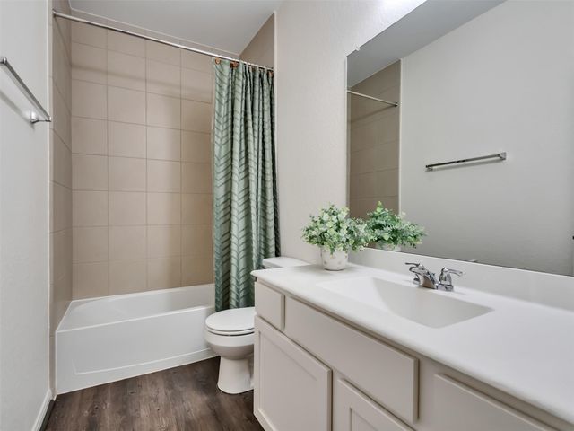 14247 Medina Drive, Baytown, TX 77523