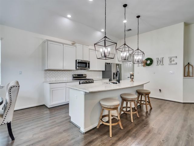 14247 Medina Drive, Baytown, TX 77523