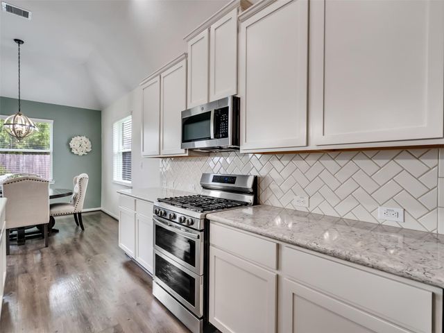 14247 Medina Drive, Baytown, TX 77523