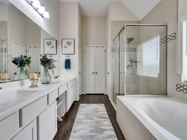 14247 Medina Drive, Baytown, TX 77523