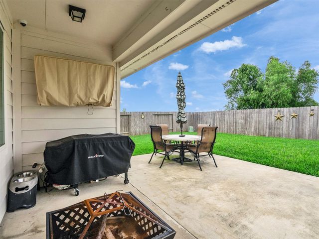 14247 Medina Drive, Baytown, TX 77523