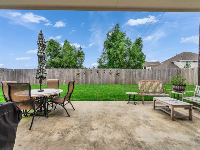 14247 Medina Drive, Baytown, TX 77523